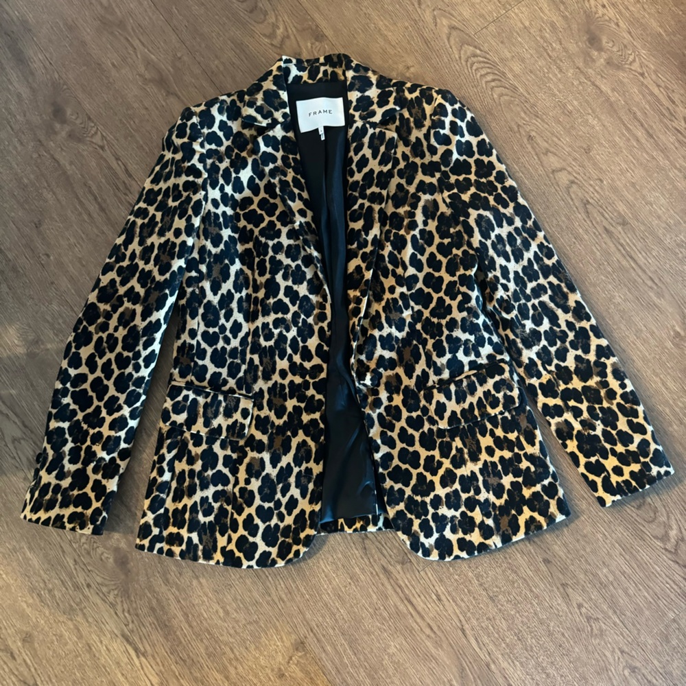 FRAME Classic Cheetah Blazer - Picture 2 of 4
